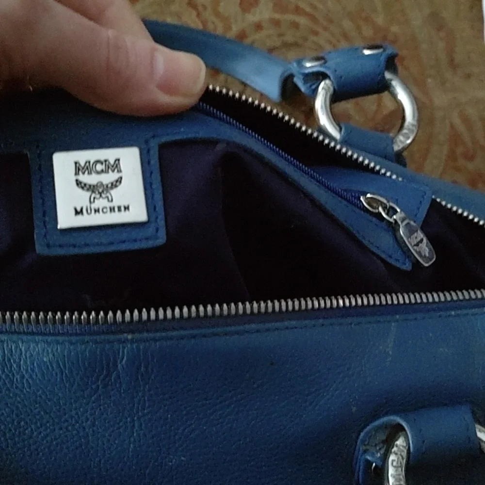 MCM papillon blue pebbled leather bag. 01709 MSRP$999 EUC - Picture 9 of 16